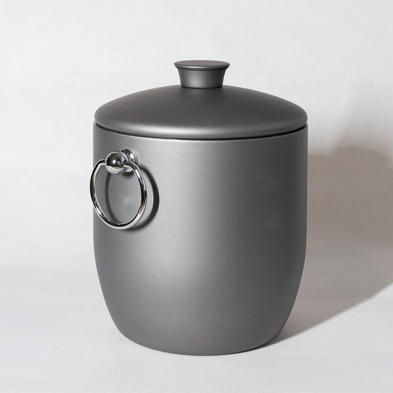 Outdoor Insulated Ice Bucket