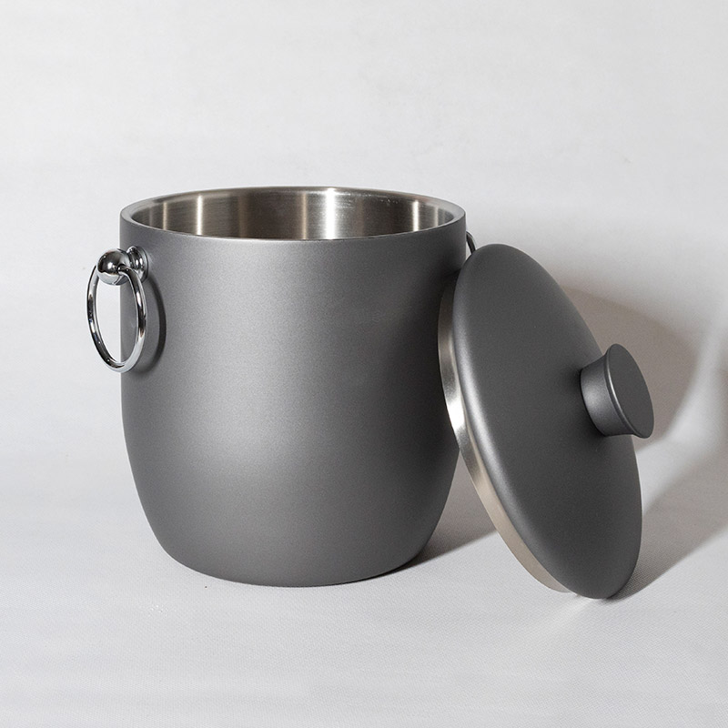Outdoor Insulated Ice Bucket