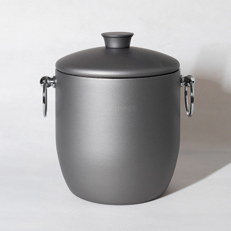 Outdoor Insulated Ice Bucket